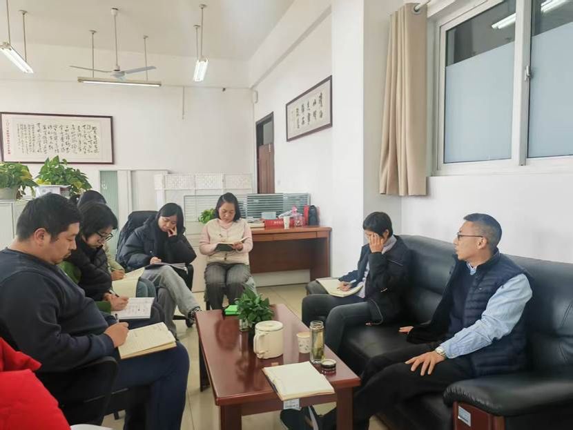 港航物流学院举行教研室“一对一”座谈会